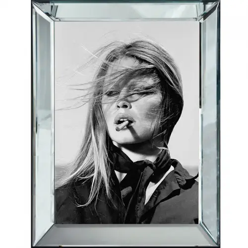  Smoking Brigitte Bardot 70x90x4.5cm